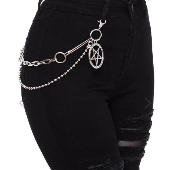 NWT!🕷 Killstar - Pentagram Key - Chain - Picture 2 of 4